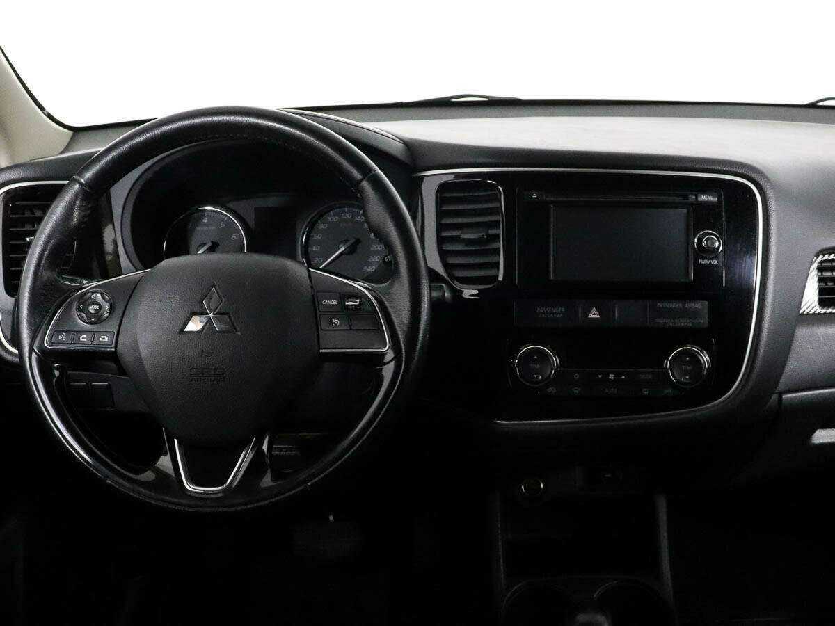 Mitsubishi Outlander б/у, 2015, Вариатор. Фото: #9