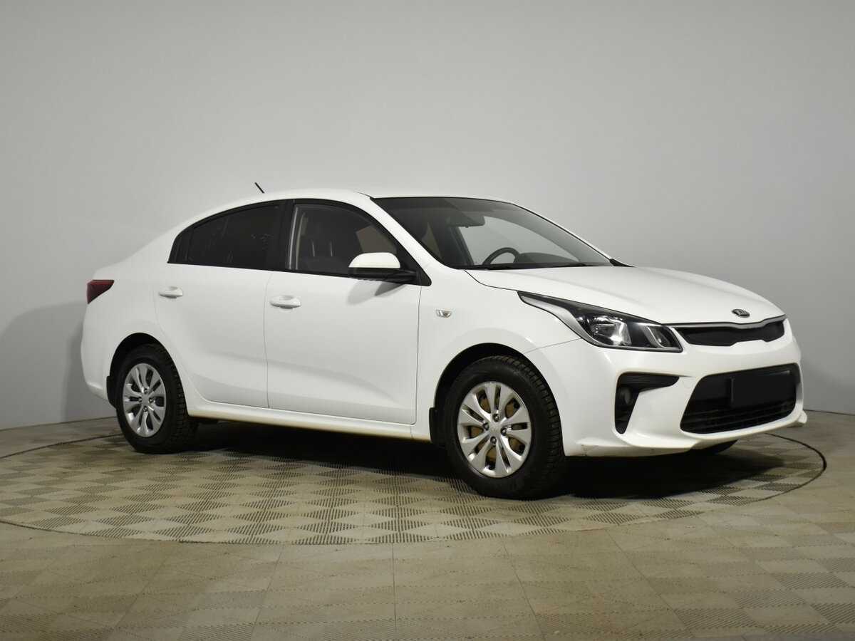 Kia Rio б/у, 2017, Автоматическая. Фото: #2