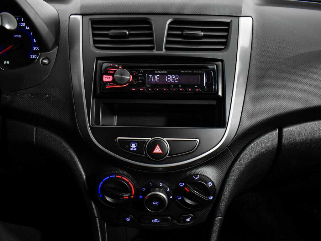 Hyundai Solaris б/у, 2015, Автоматическая. Фото: #13