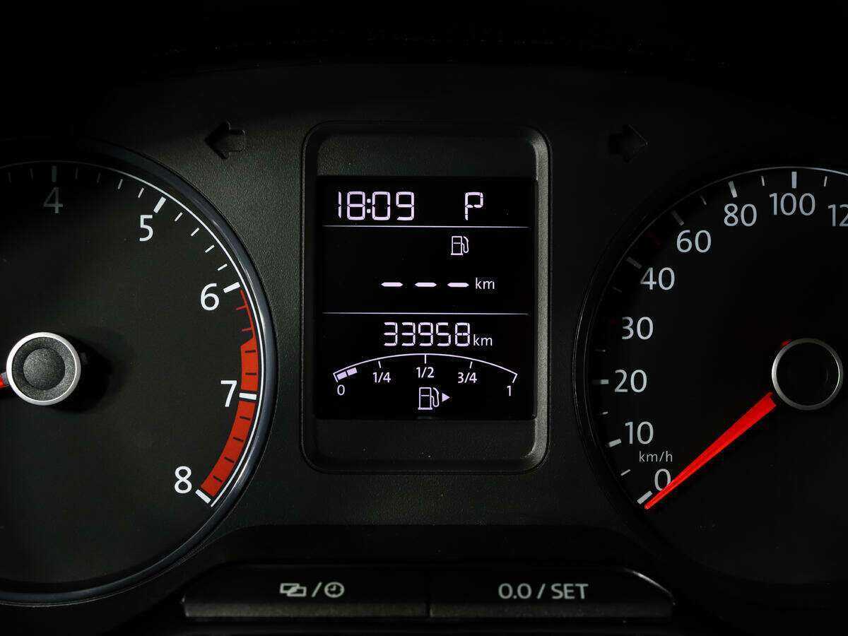 Volkswagen Polo б/у, 2019, Роботизированная. Фото: #11