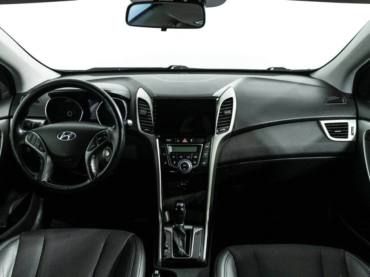 Hyundai i30 б/у, 2015, Автоматическая. Фото: #12