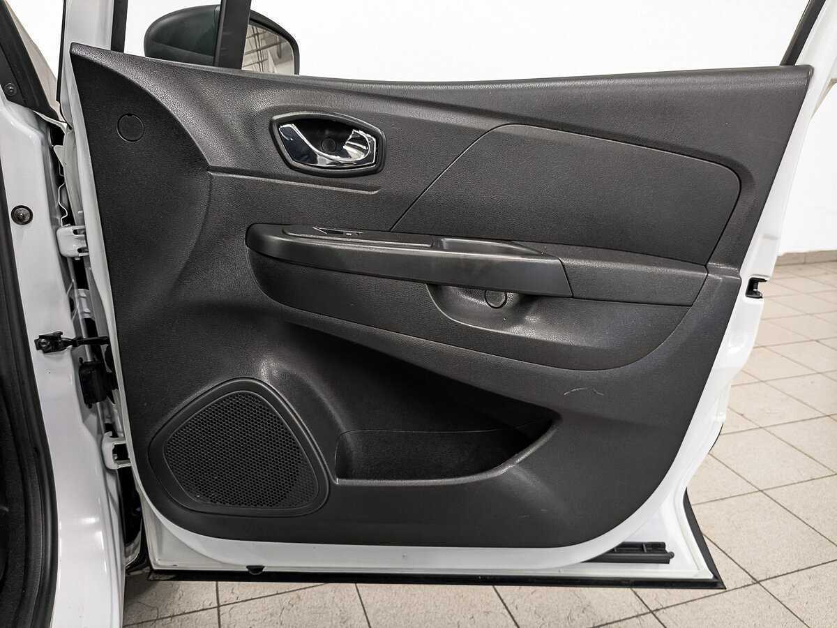 Renault Kaptur б/у, 2018, Вариатор. Фото: #24