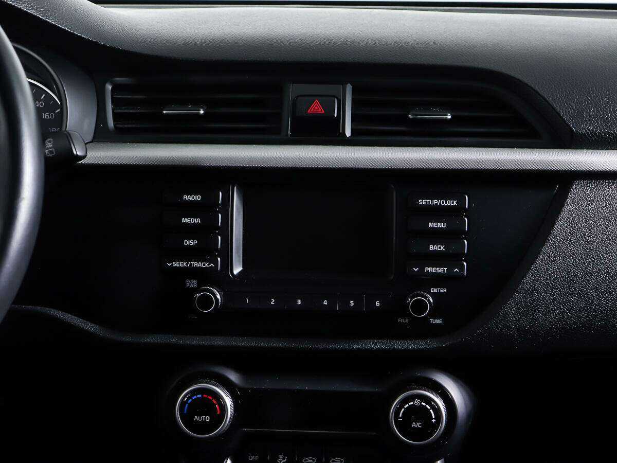 Kia Rio б/у, 2020, Механическая. Фото: #11