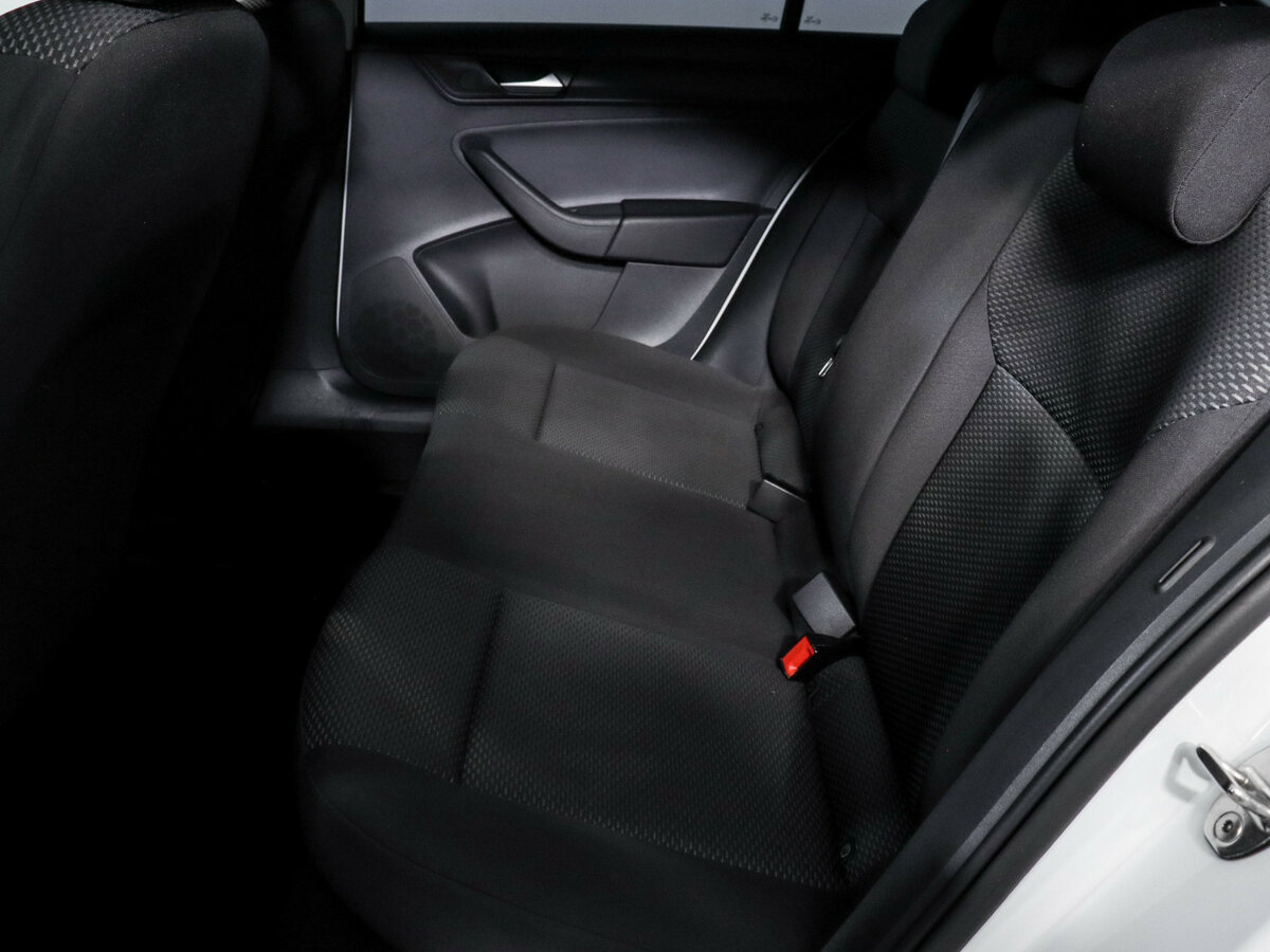 Volkswagen Polo б/у, 2021, Автоматическая. Фото: #7