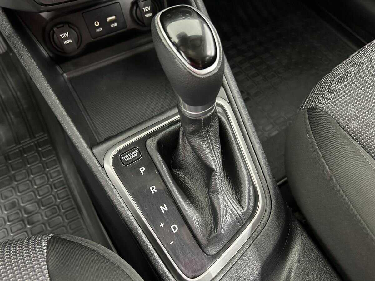 Hyundai Solaris б/у, 2017, Автоматическая. Фото: #12