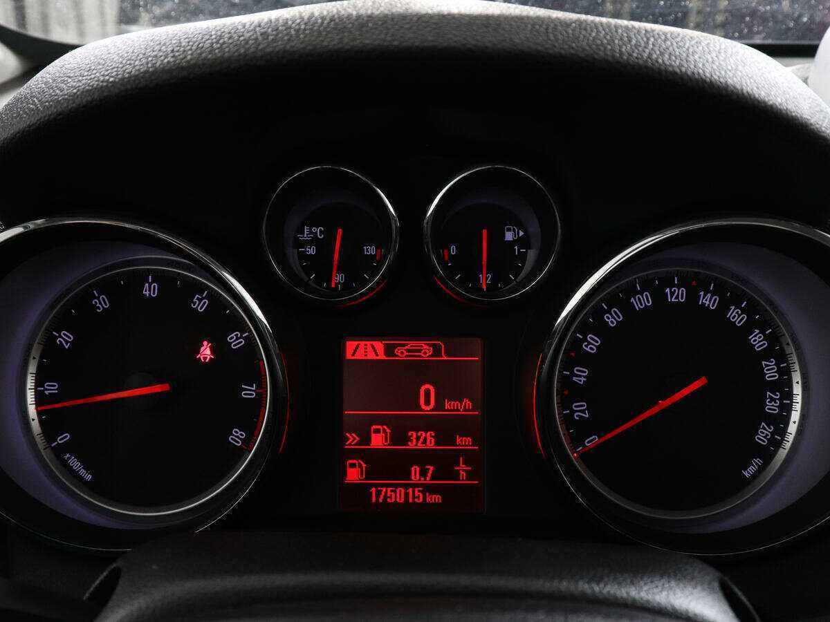 Opel Mokka б/у, 2014, Механическая. Фото: #6