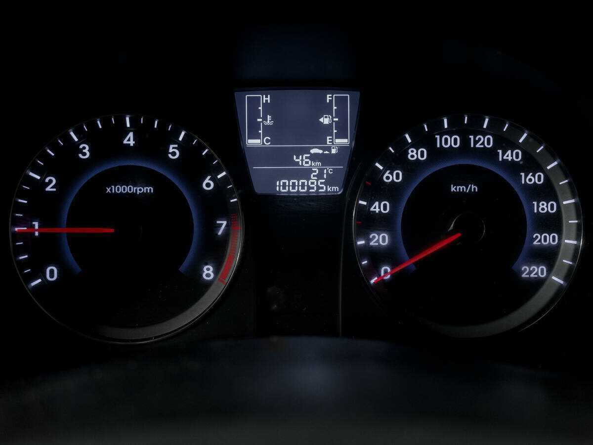 Hyundai Solaris б/у, 2016, Механическая. Фото: #10