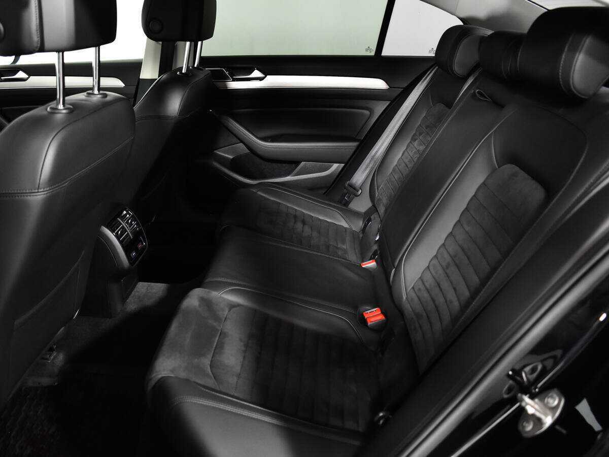 Volkswagen Passat б/у, 2016, Роботизированная. Фото: #9