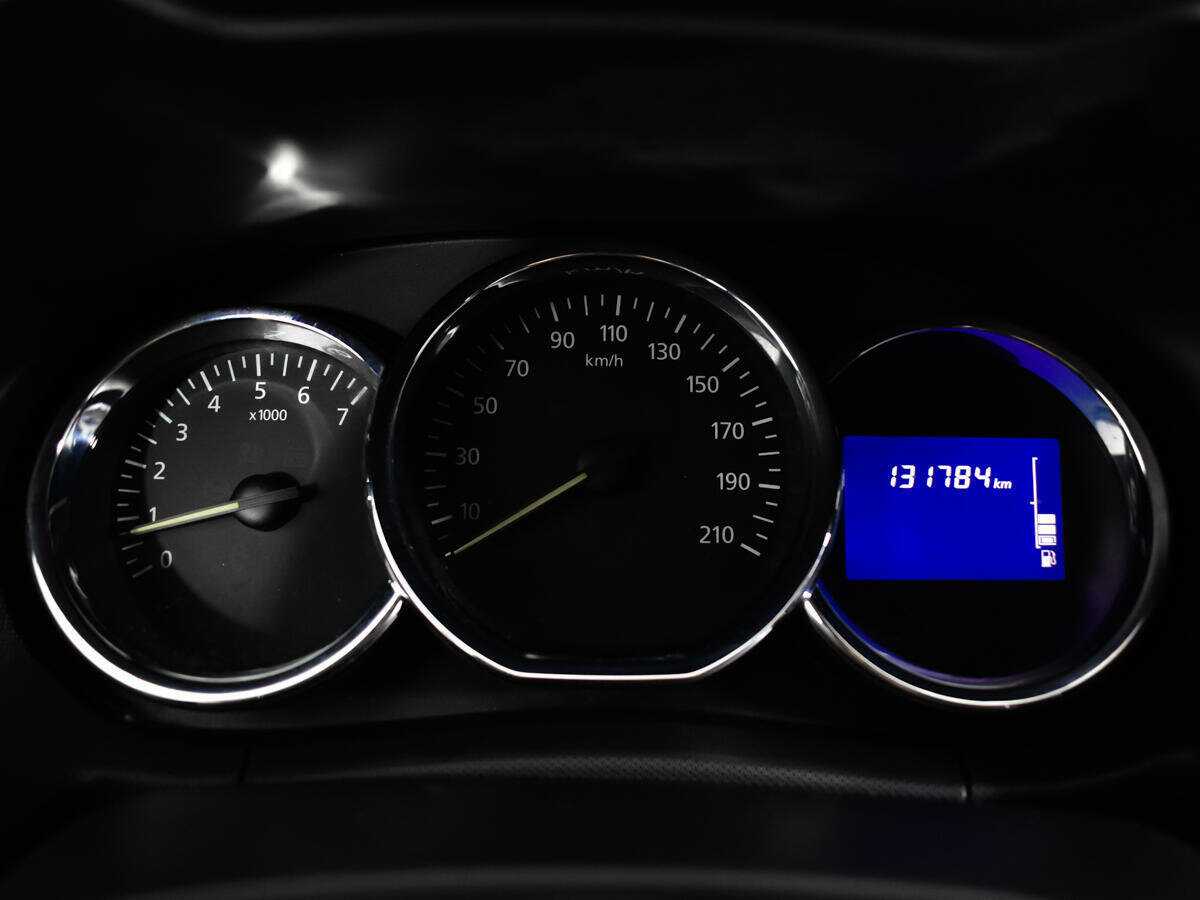 Renault Duster б/у, 2016, Механическая. Фото: #9