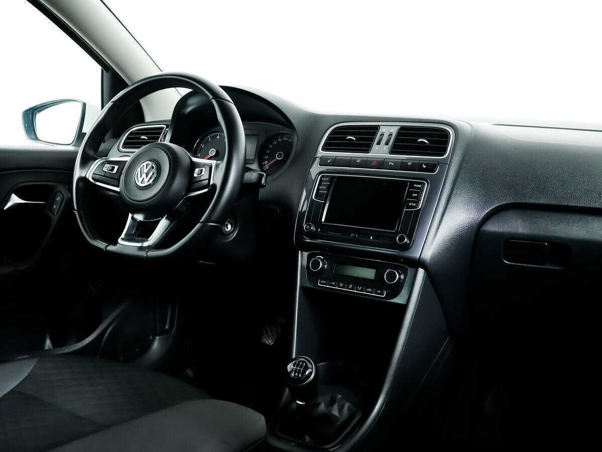 Volkswagen Polo б/у, 2019, Механическая. Фото: #8