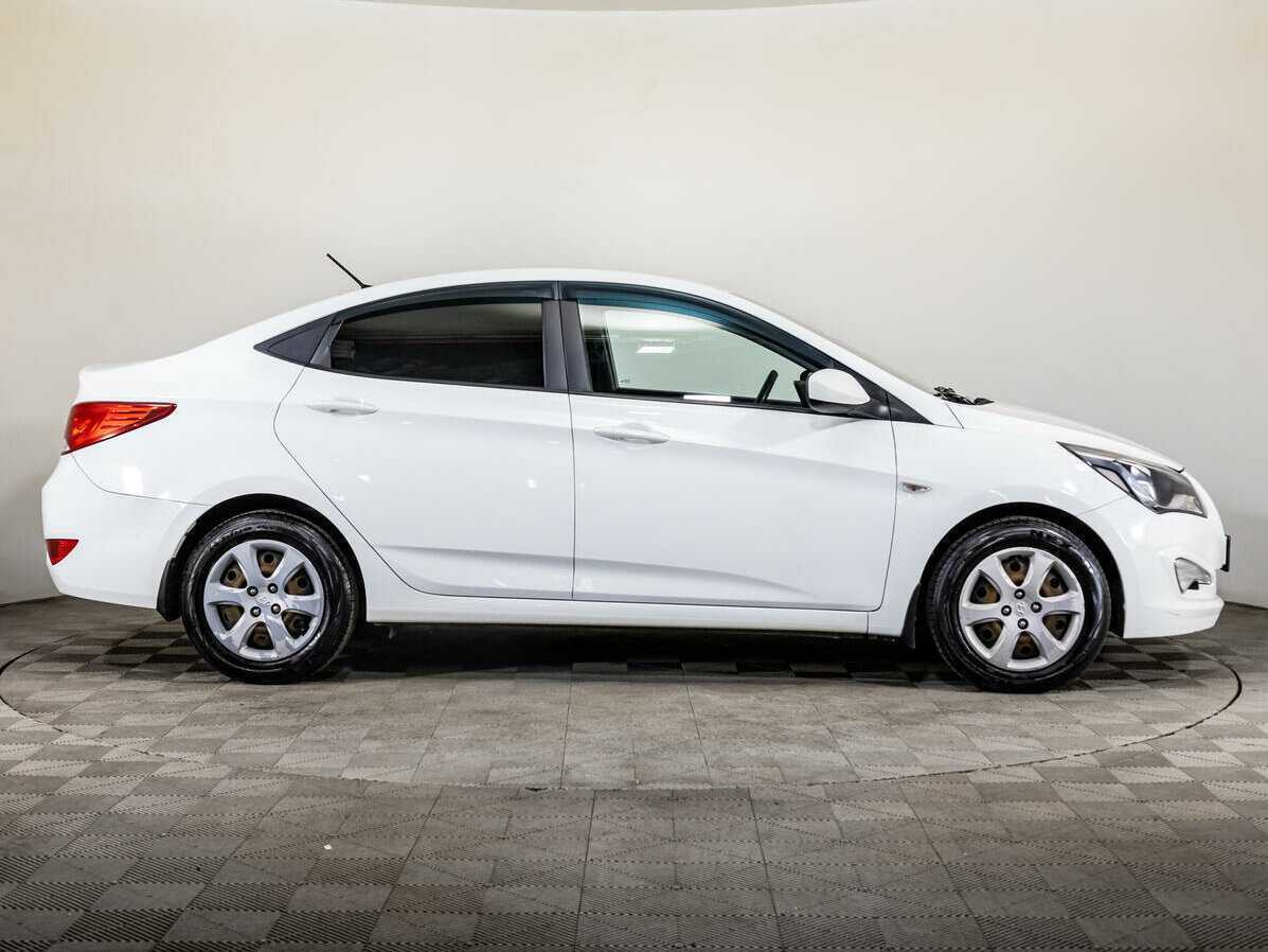 Hyundai Solaris б/у, 2016, Автоматическая. Фото: #3