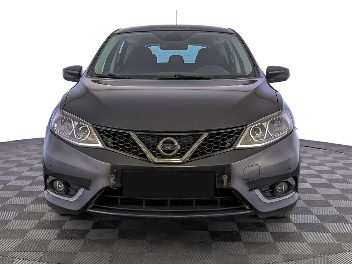Nissan Tiida б/у, 2015, Вариатор. Фото: #1