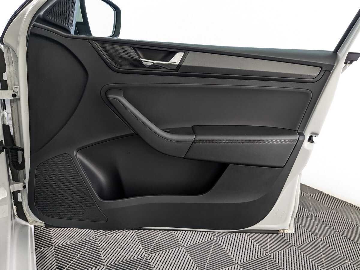 Skoda Rapid б/у, 2020, Автоматическая. Фото: #18