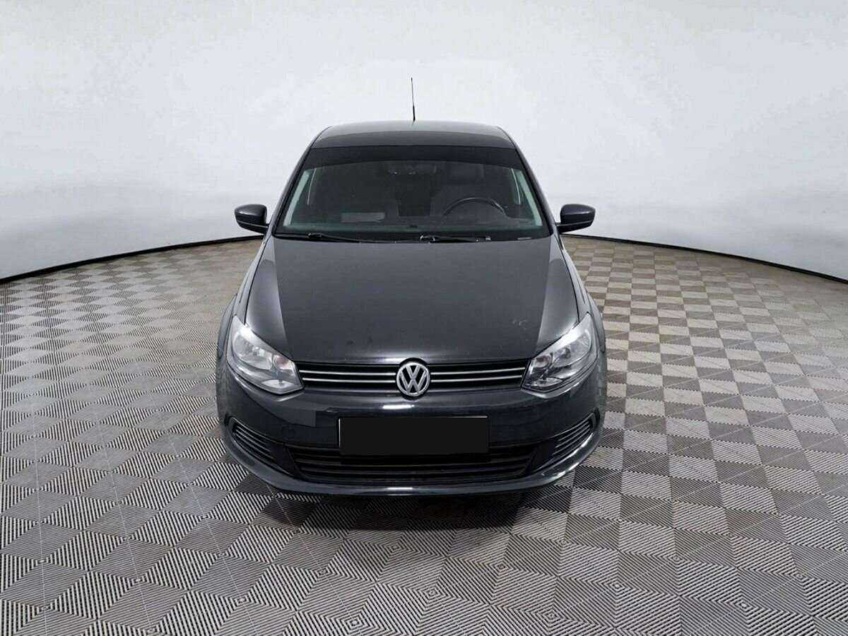 Volkswagen Polo б/у, 2012, Механическая. Фото: #1