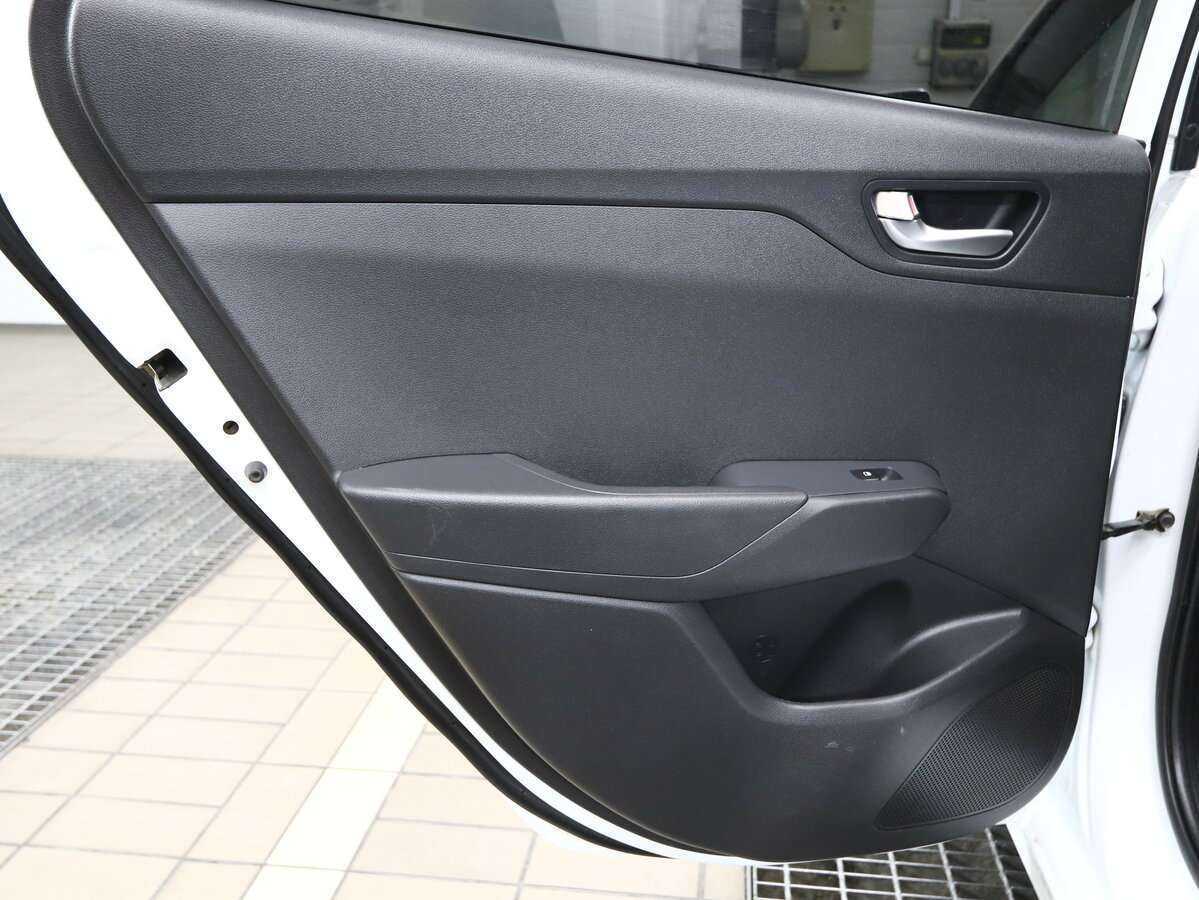 Hyundai Solaris б/у, 2020, Механическая. Фото: #11