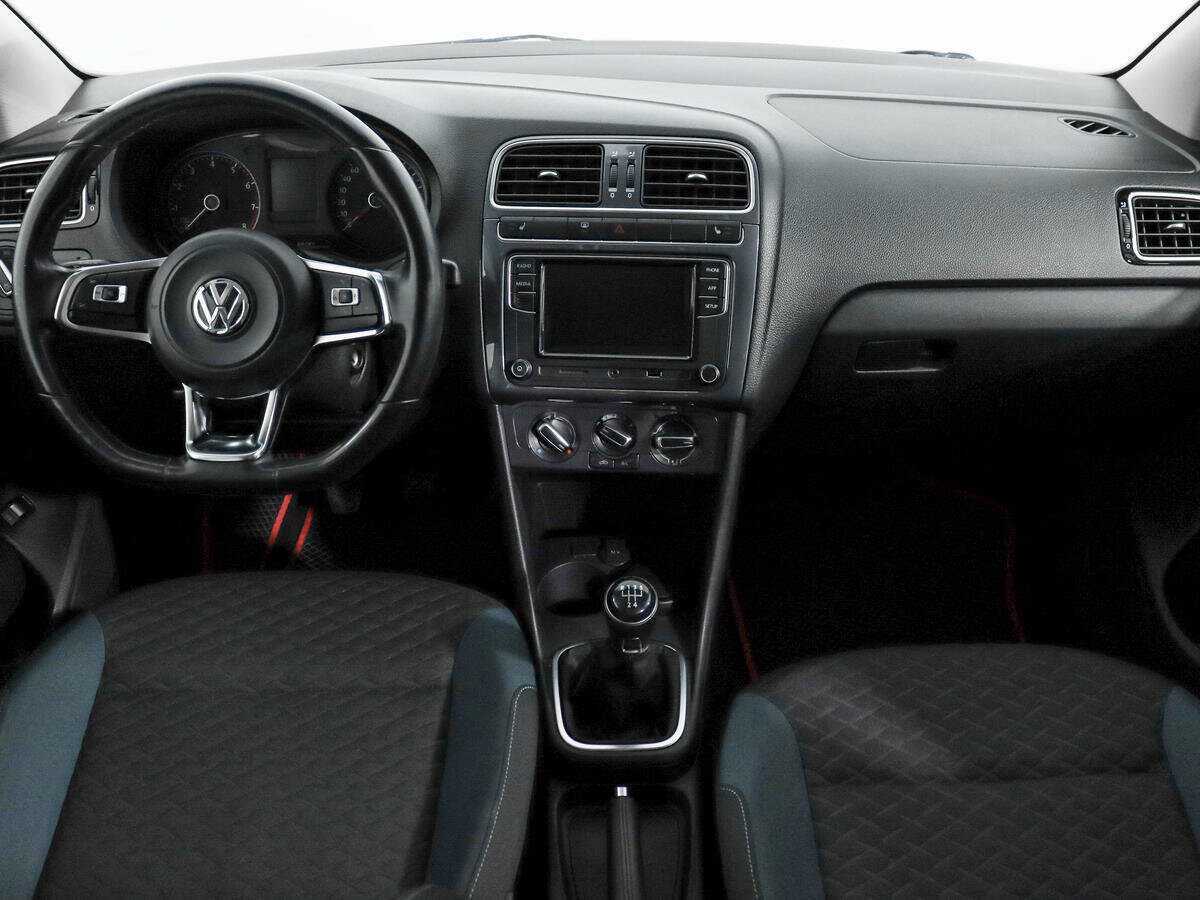 Volkswagen Polo б/у, 2020, Механическая. Фото: #10