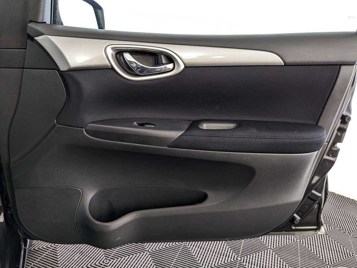 Nissan Tiida б/у, 2015, Вариатор. Фото: #20