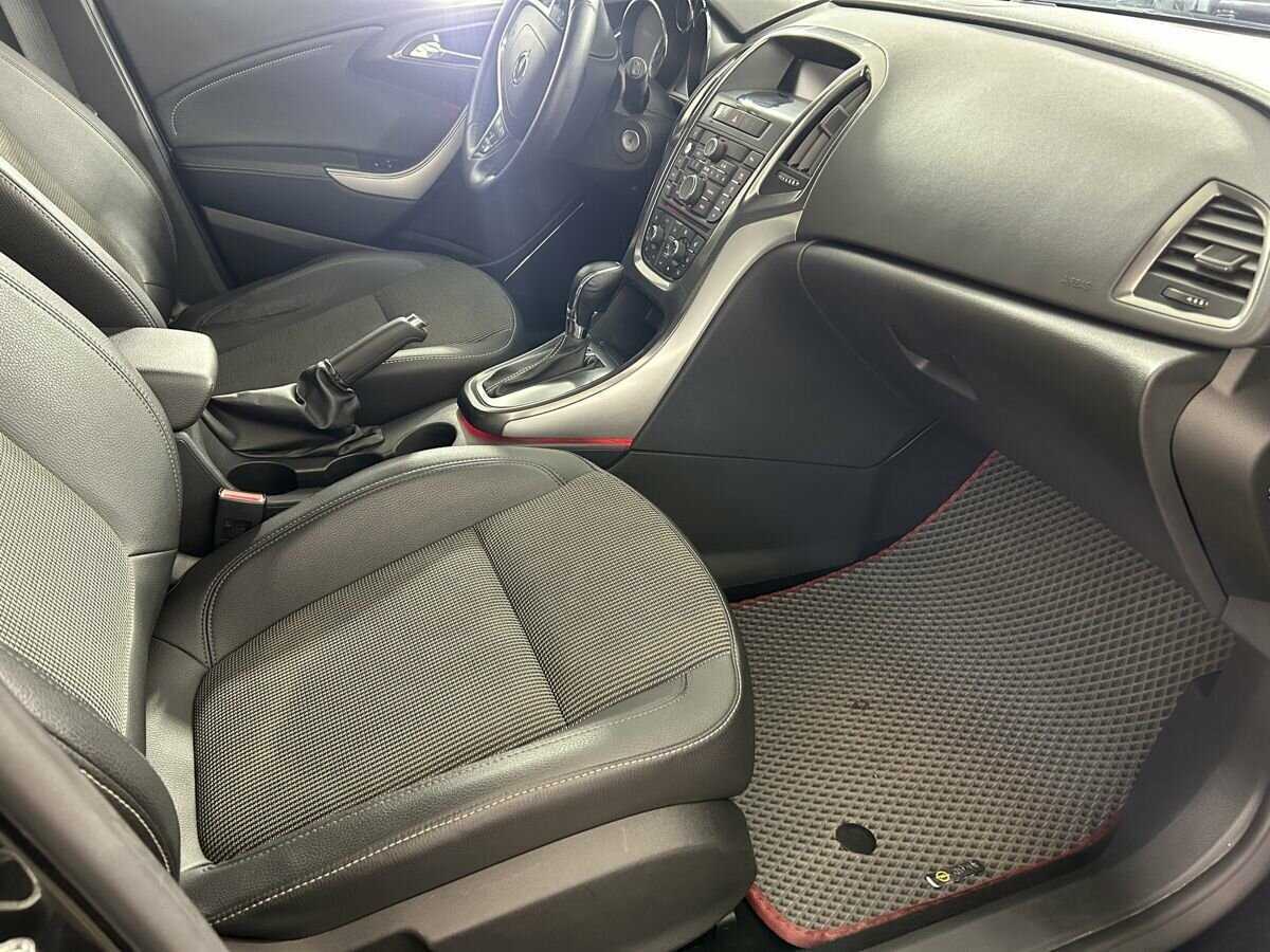 Opel Astra б/у, 2012, Автоматическая. Фото: #13