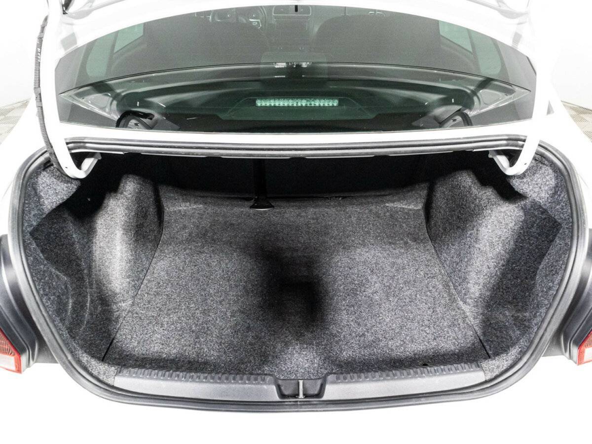 Volkswagen Polo б/у, 2018, Роботизированная. Фото: #14