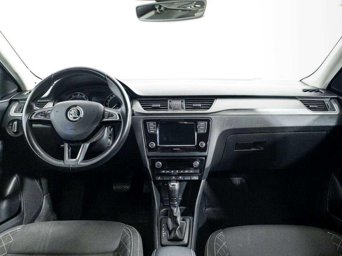 Skoda Rapid б/у, 2017, Роботизированная. Фото: #12
