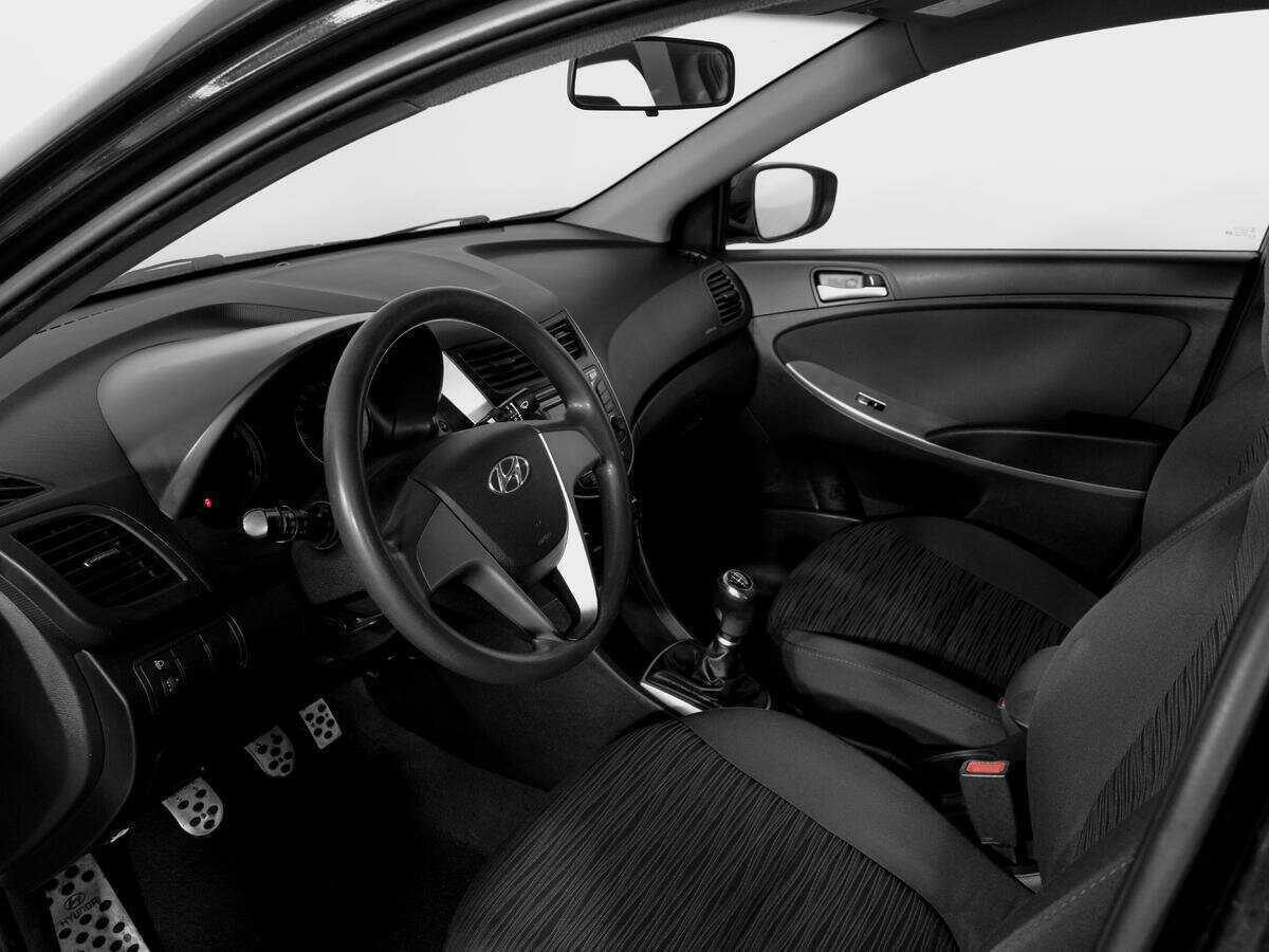 Hyundai Solaris б/у, 2016, Механическая. Фото: #14