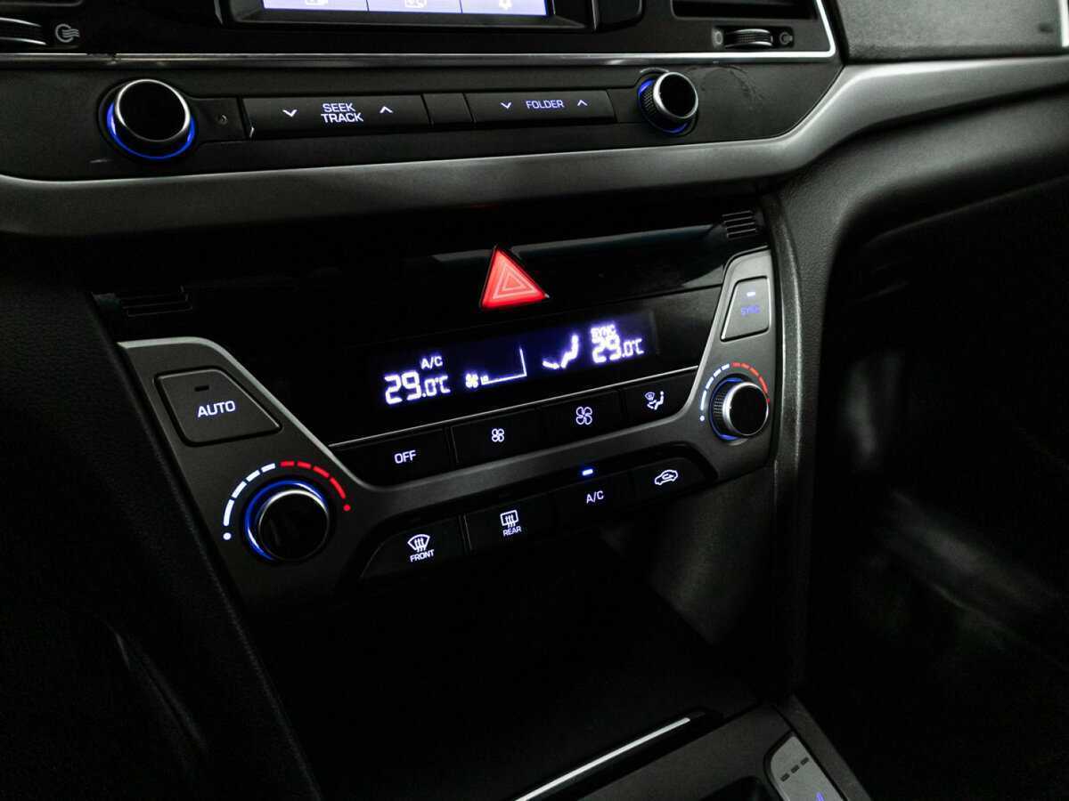 Hyundai Elantra б/у, 2017, Автоматическая. Фото: #16