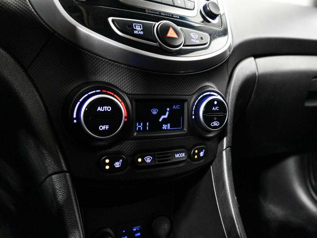 Hyundai Solaris б/у, 2015, Автоматическая. Фото: #15