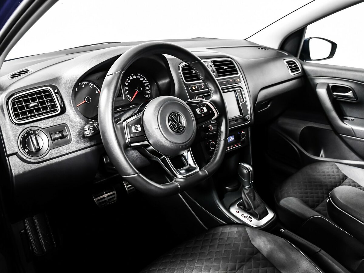 Volkswagen Polo б/у, 2018, Роботизированная. Фото: #10