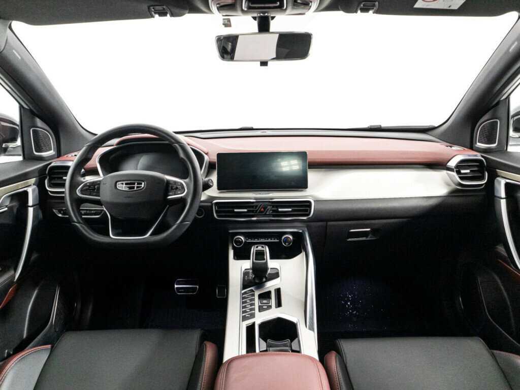 Geely Coolray б/у, 2021, Роботизированная. Фото: #12