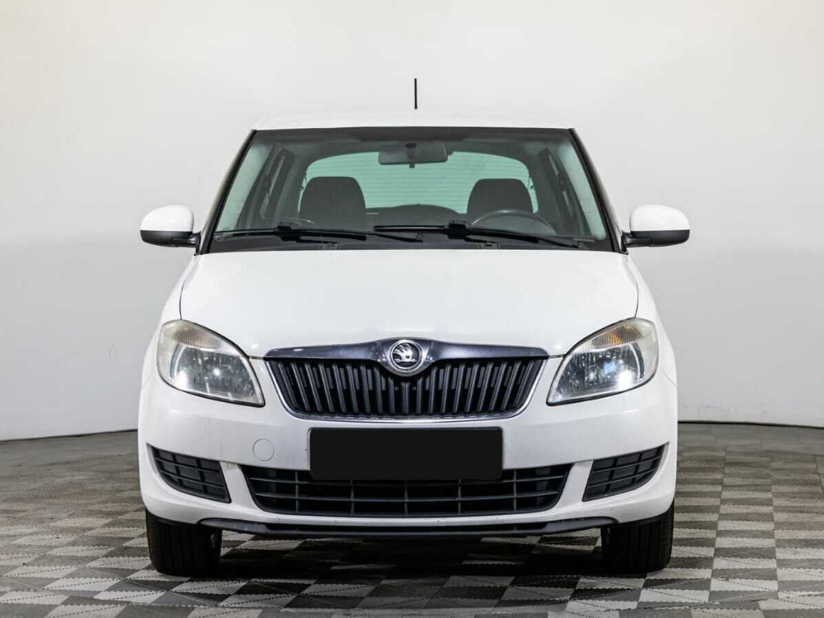 Skoda Fabia б/у, 2014, Автоматическая. Фото: #1
