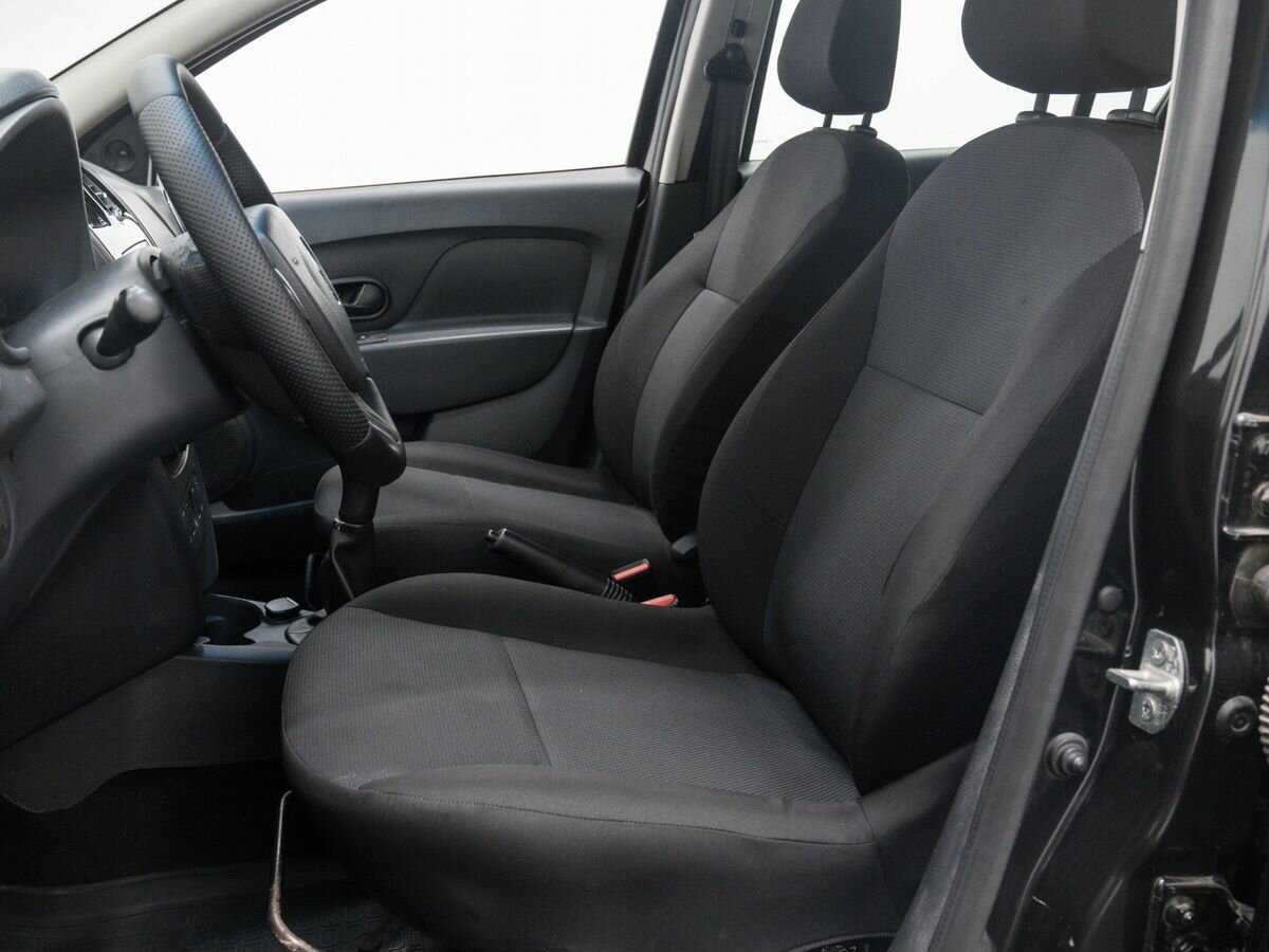 Renault Sandero б/у, 2016, Механическая. Фото: #12