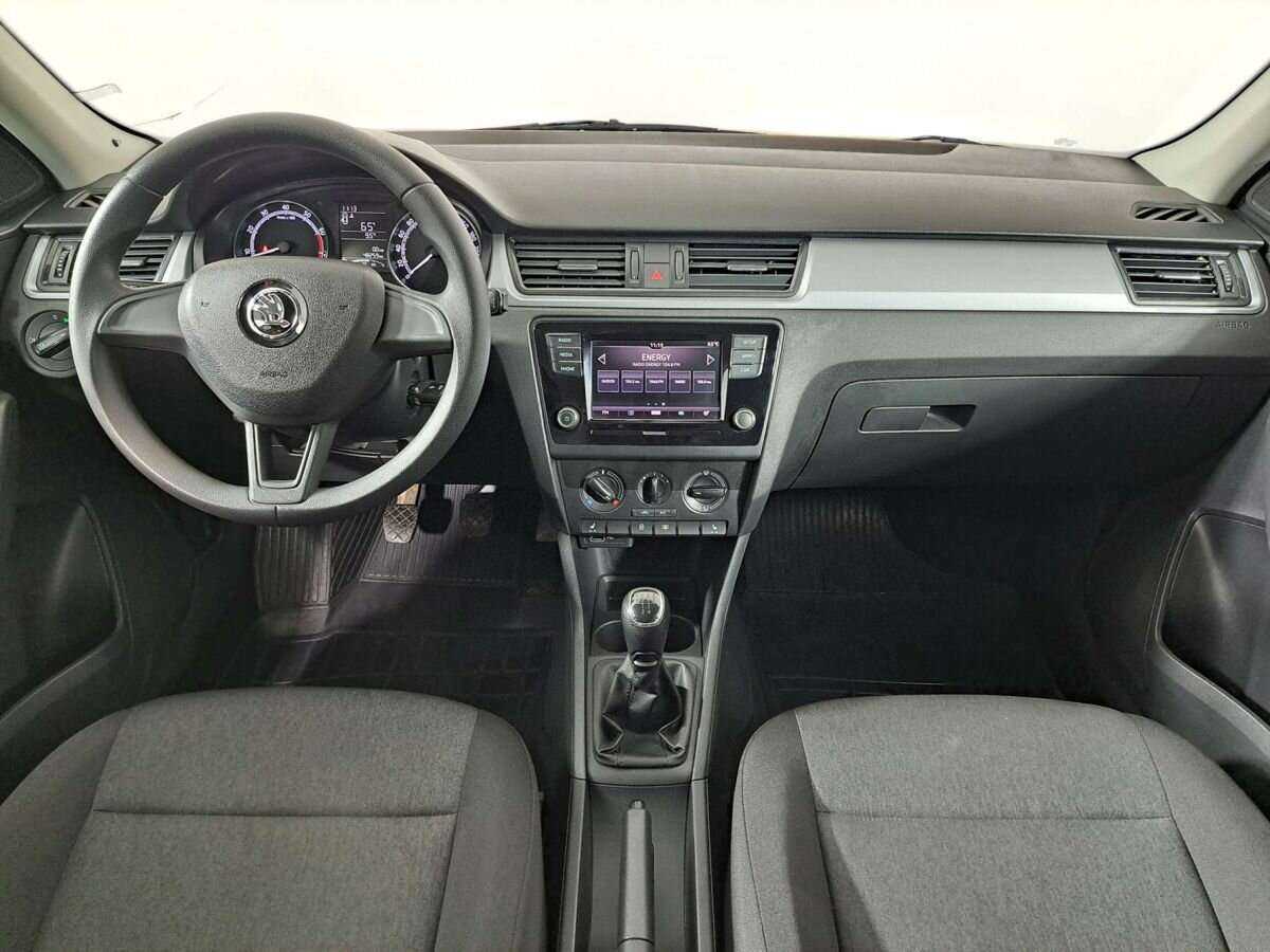 Skoda Rapid б/у, 2018, Механическая. Фото: #11
