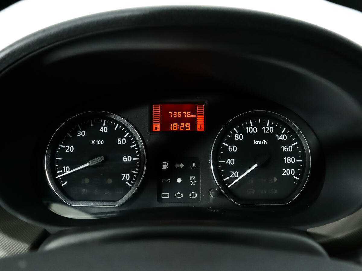 Renault Sandero б/у, 2014, Механическая. Фото: #10