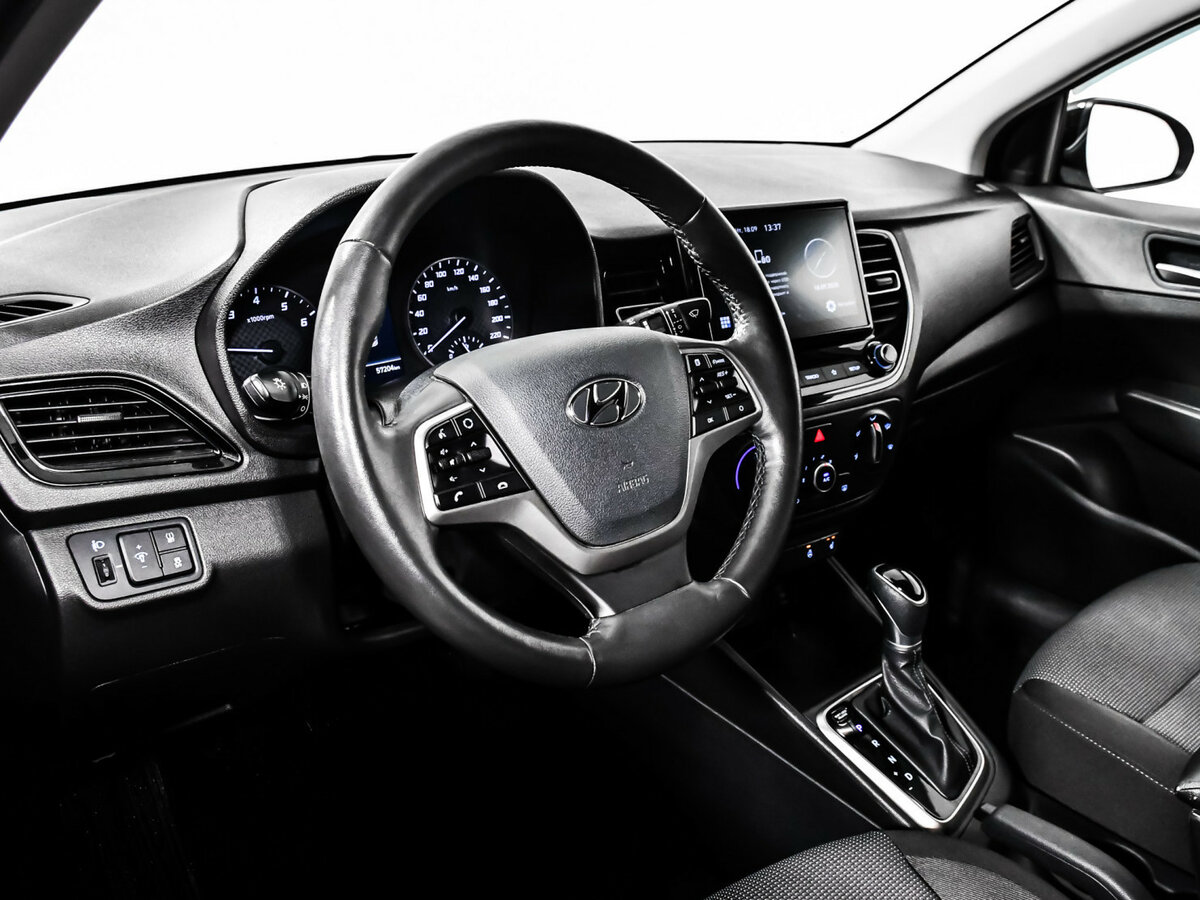 Hyundai Solaris б/у, 2021, Автоматическая. Фото: #11