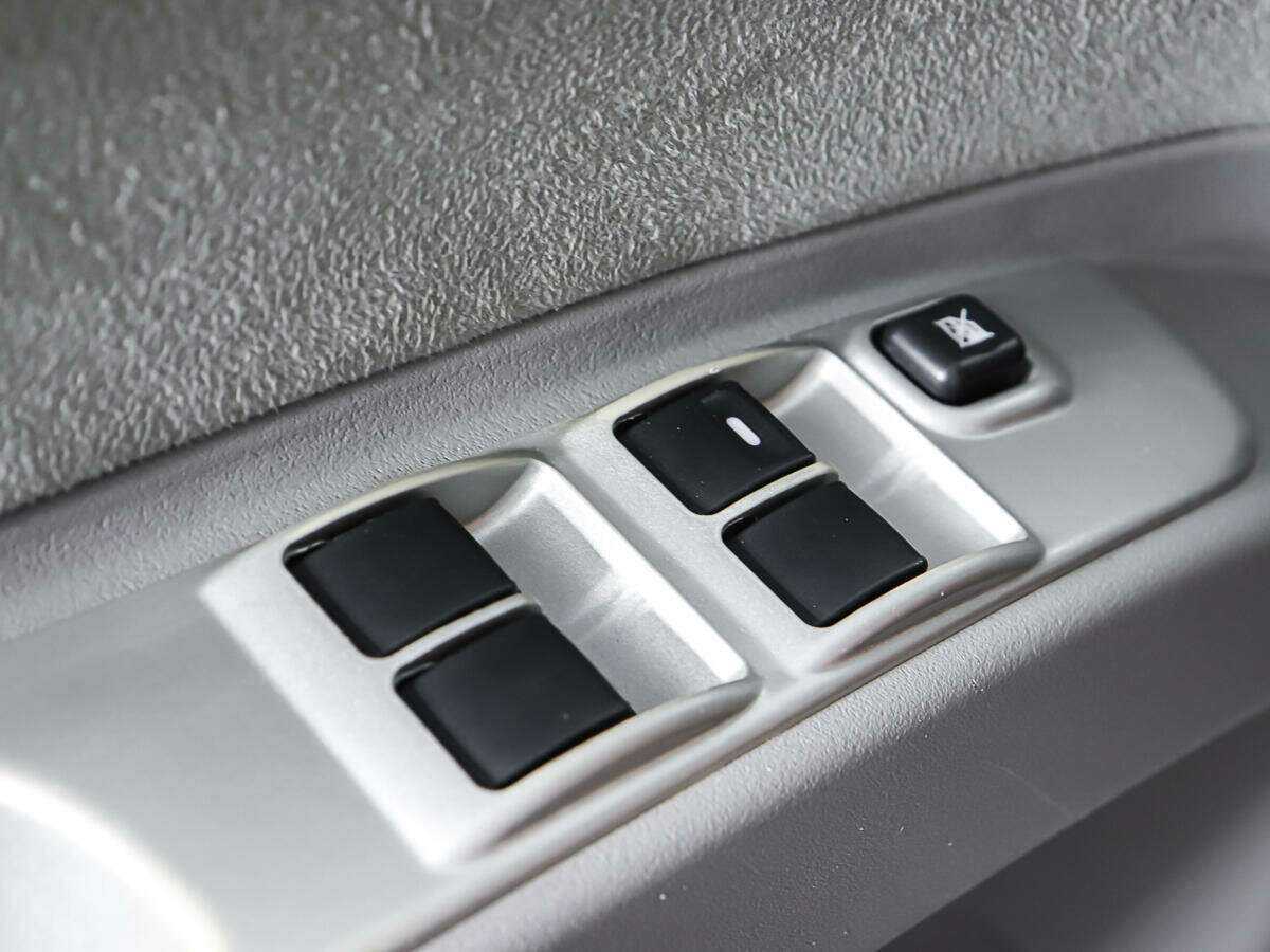 Mitsubishi Pajero Sport б/у, 2014, Механическая. Фото: #16