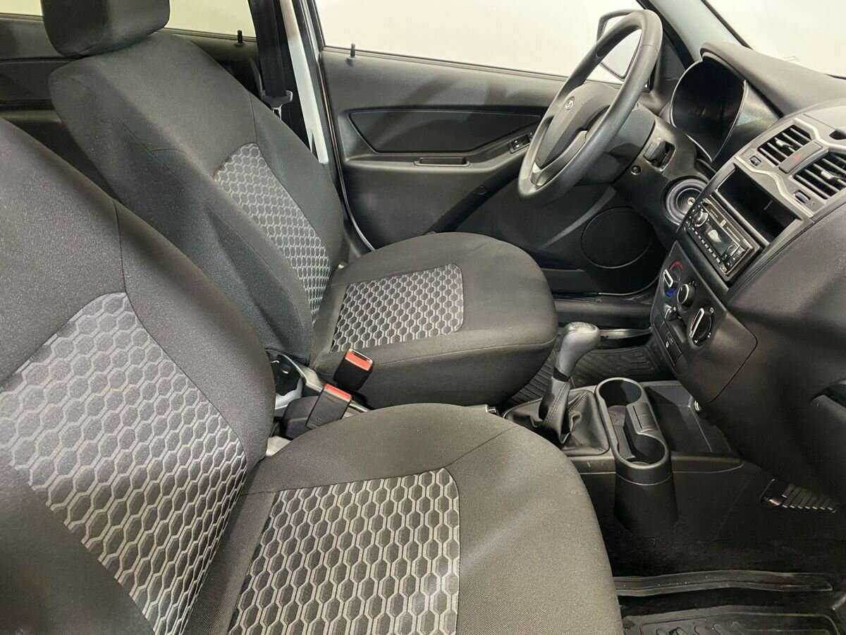 Lada (ВАЗ) Granta б/у, 2023, Механическая. Фото: #9