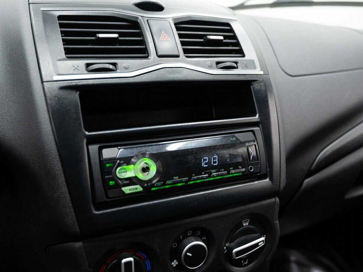 Lada (ВАЗ) Granta б/у, 2020, Механическая. Фото: #16