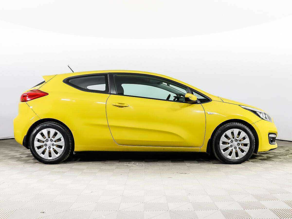 Kia Ceed б/у, 2015, Механическая. Фото: #3