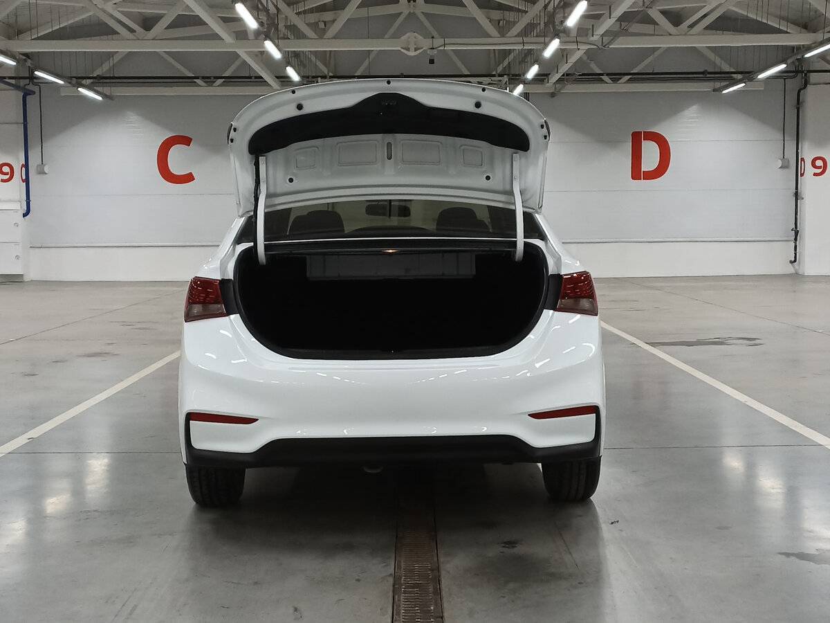 Hyundai Solaris б/у, 2017, Автоматическая. Фото: #9