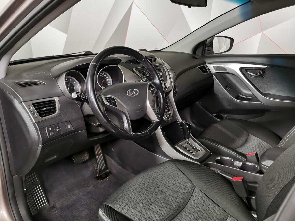 Hyundai Elantra б/у, 2012, Автоматическая. Фото: #13