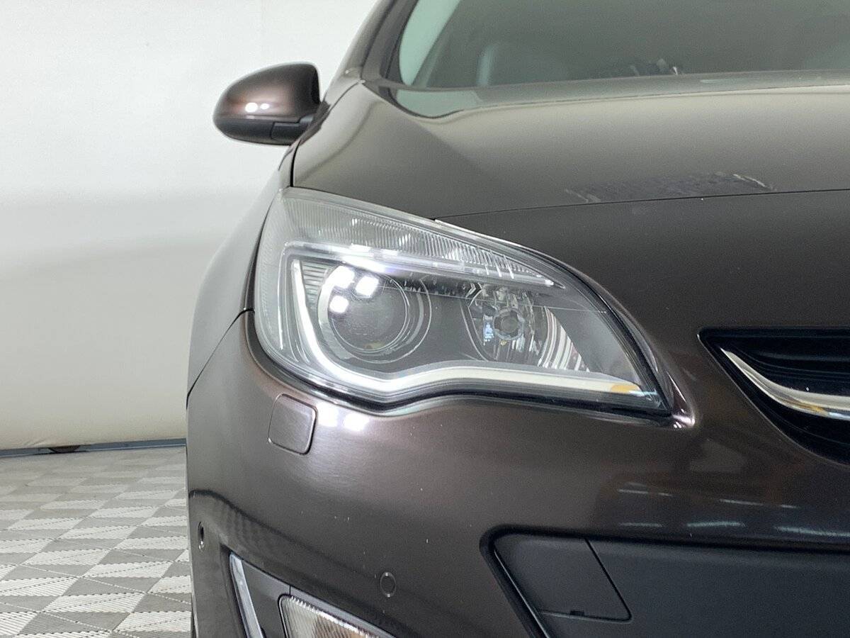 Opel Astra б/у, 2014, Автоматическая. Фото: #9