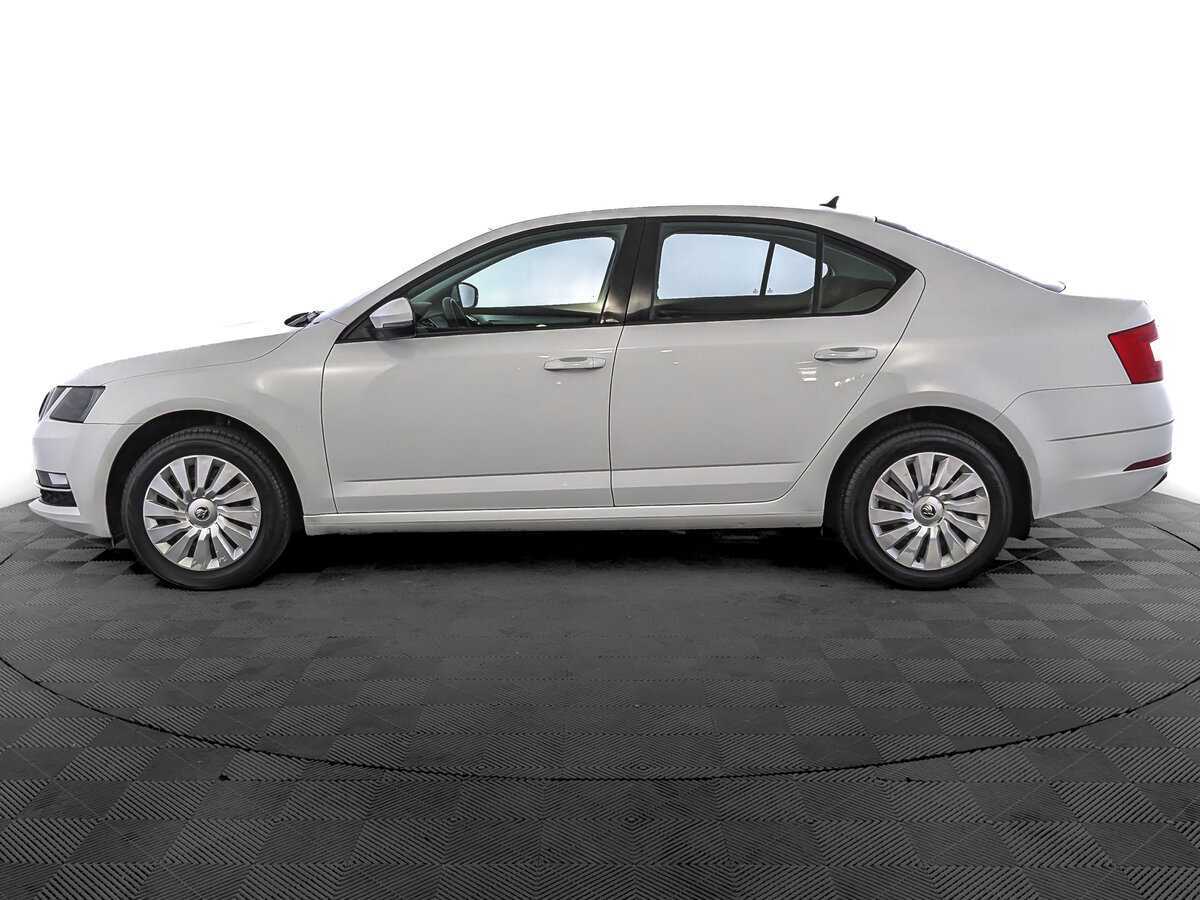 Skoda Octavia б/у, 2019, Механическая. Фото: #7
