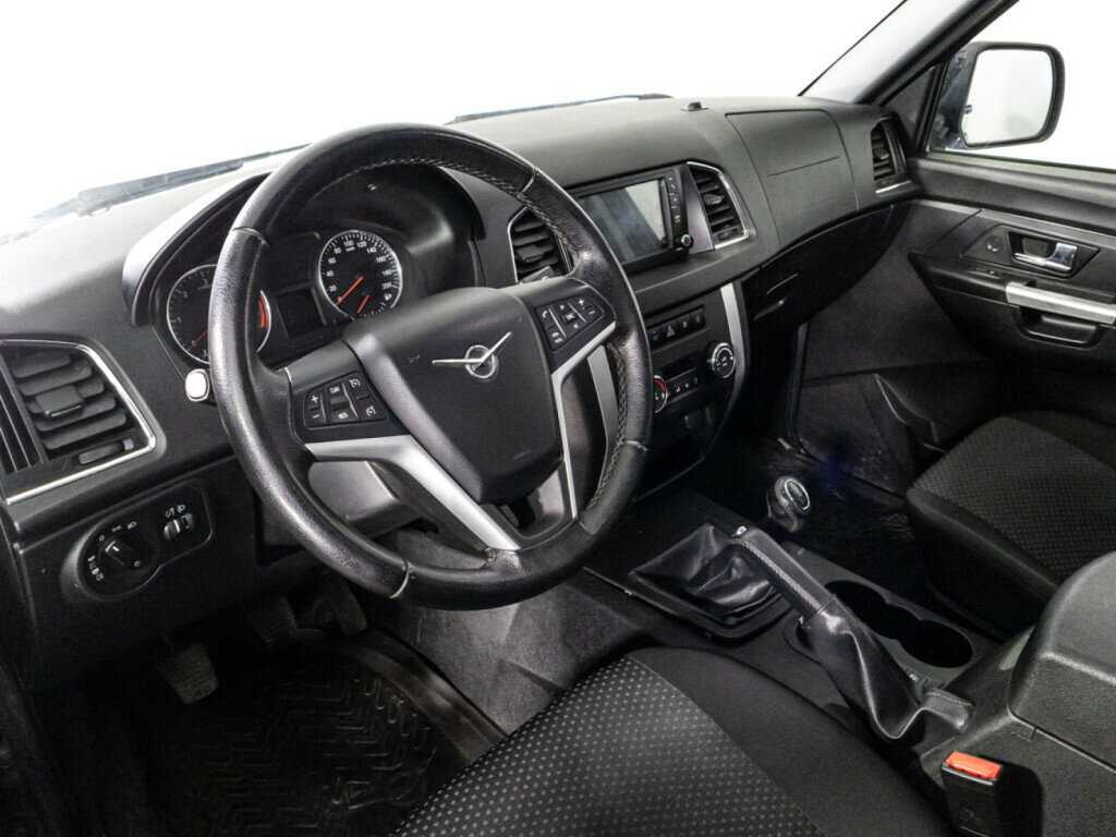 УАЗ Patriot б/у, 2018, Механическая. Фото: #8