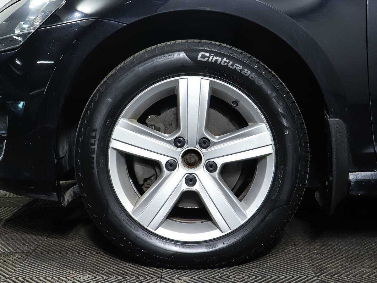 Volkswagen Golf б/у, 2013, Роботизированная. Фото: #17