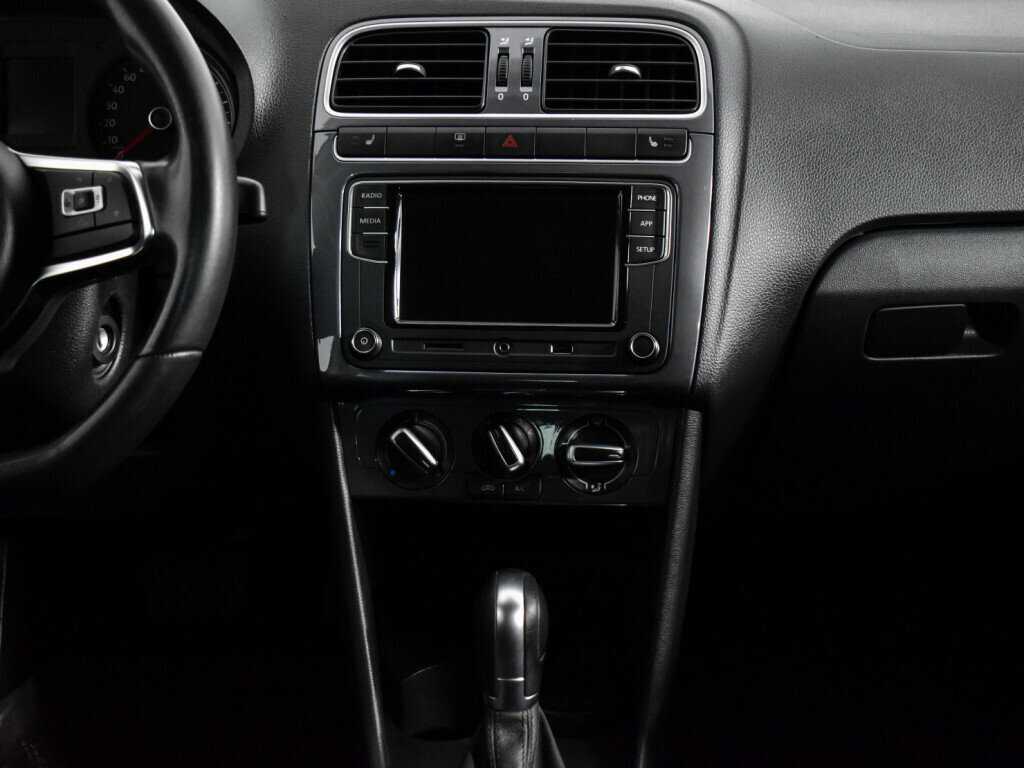 Volkswagen Polo б/у, 2019, Автоматическая. Фото: #12