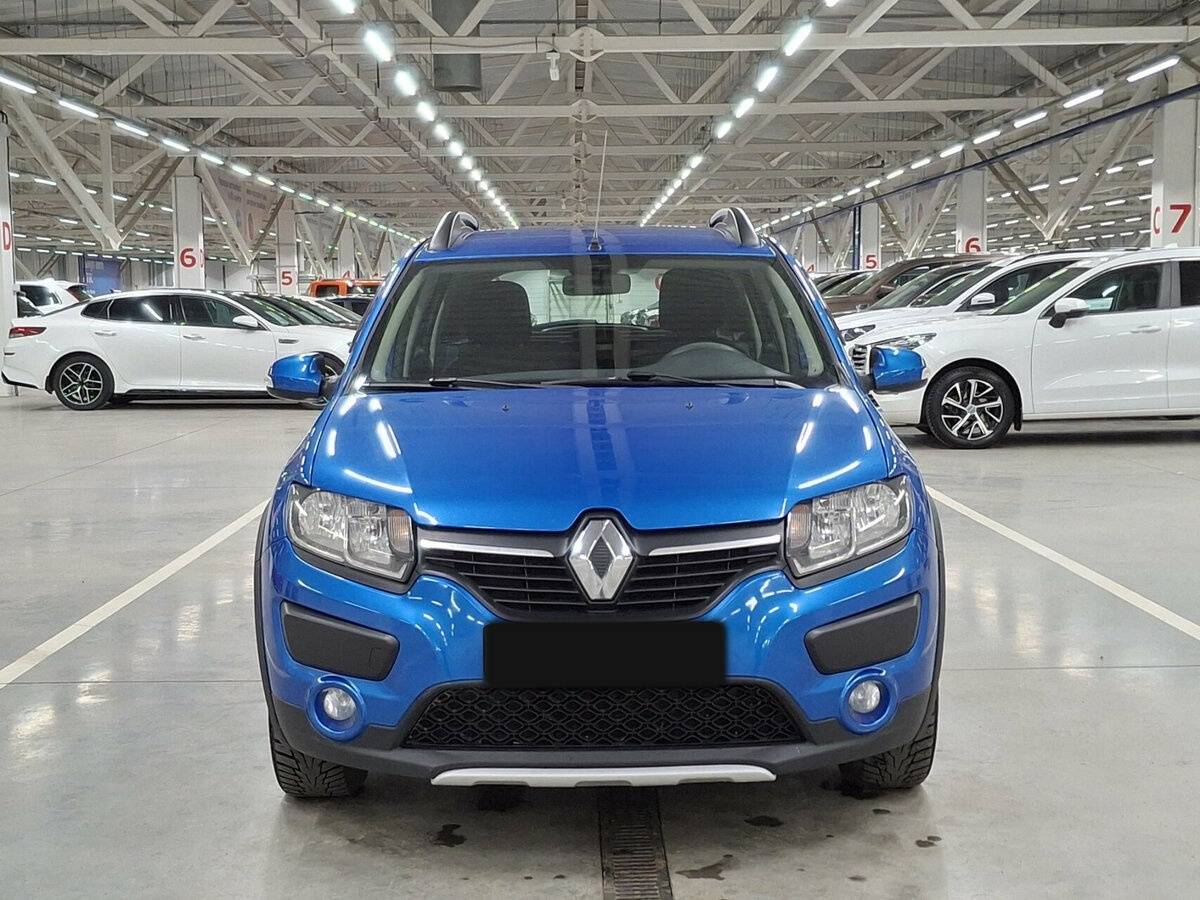 Renault Sandero б/у, 2016, Автоматическая. Фото: #1