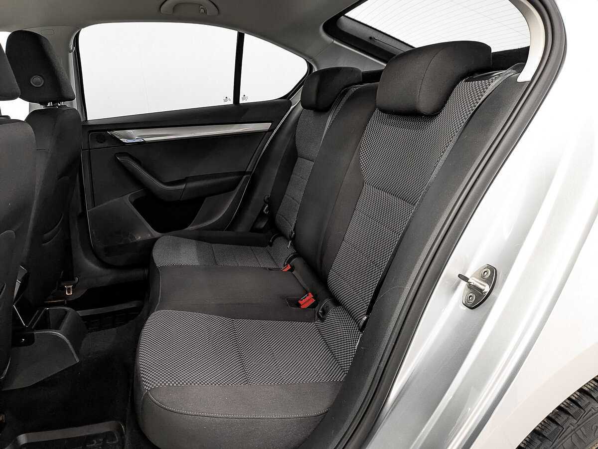 Skoda Octavia б/у, 2016, Механическая. Фото: #17