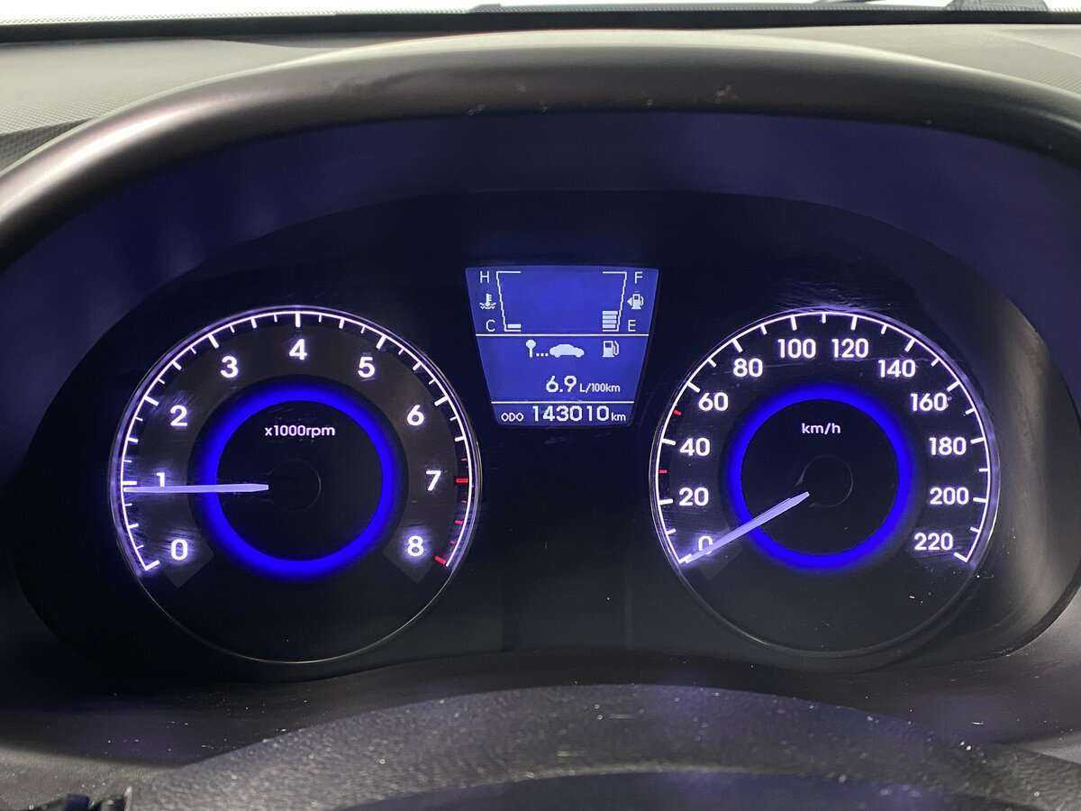 Hyundai Solaris б/у, 2013, Механическая. Фото: #16