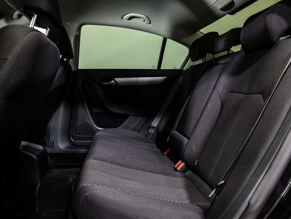 Volkswagen Passat б/у, 2013, Механическая. Фото: #7