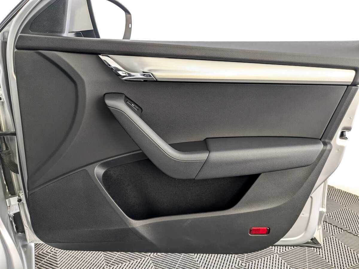 Skoda Octavia б/у, 2018, Роботизированная. Фото: #23